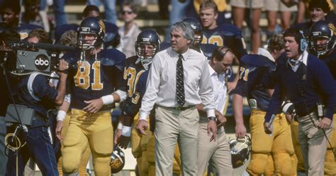 Legendary Cal QB, coach Joe Kapp dies at 85